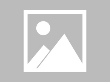 华体会官方入口-沃特金斯：我观看过范尼的集锦 面对密集防守前锋难有机会射门